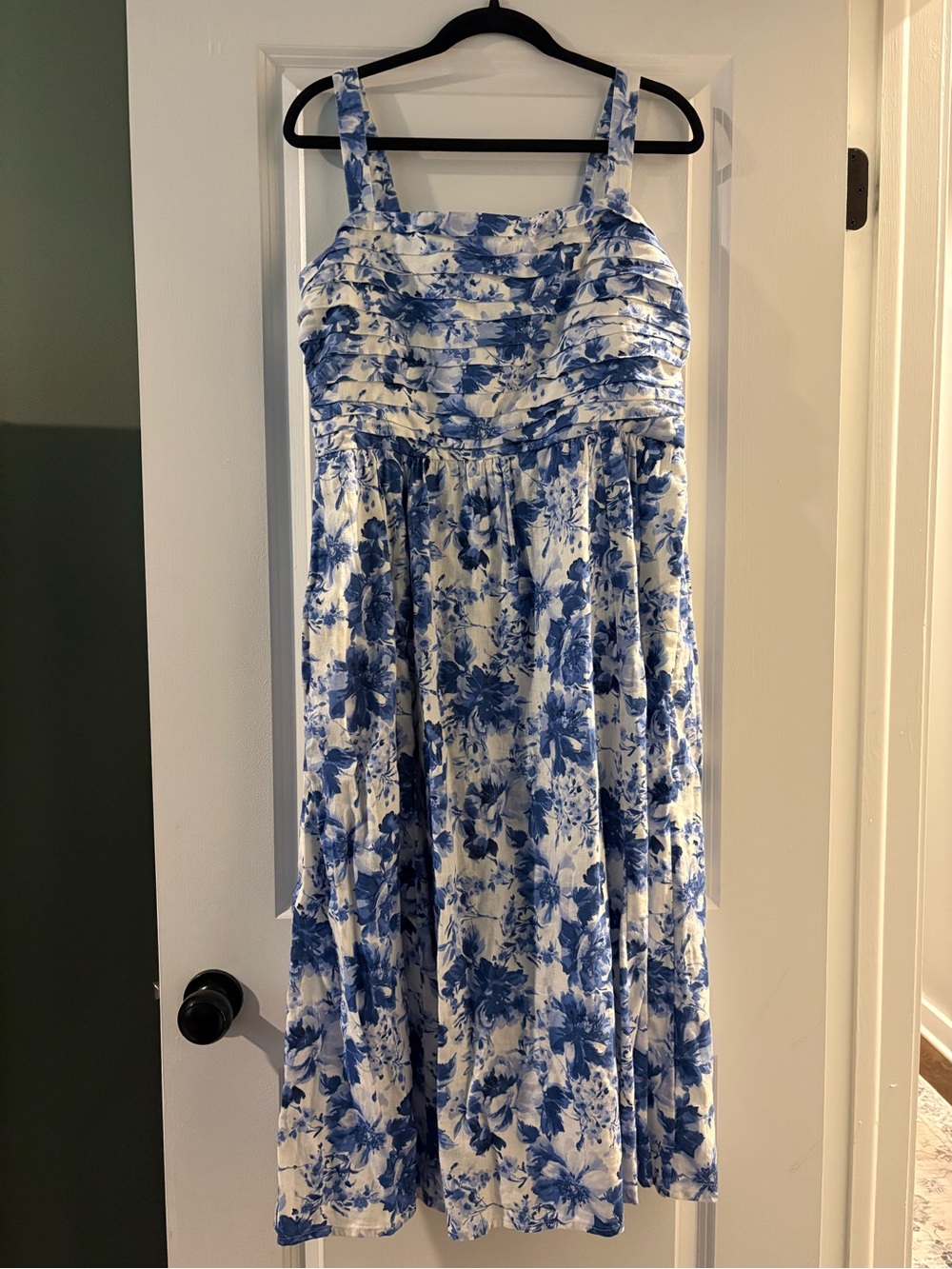 Abercrombie & Fitch Emerson midi dress
